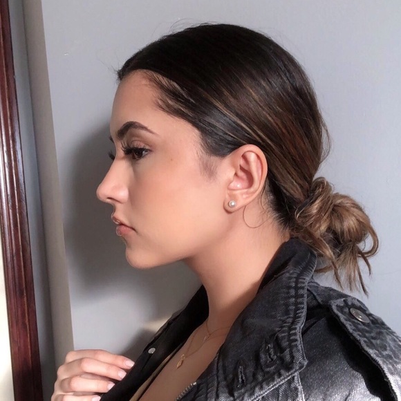 Meet your Posher, Jessica - Picture 3 of 3